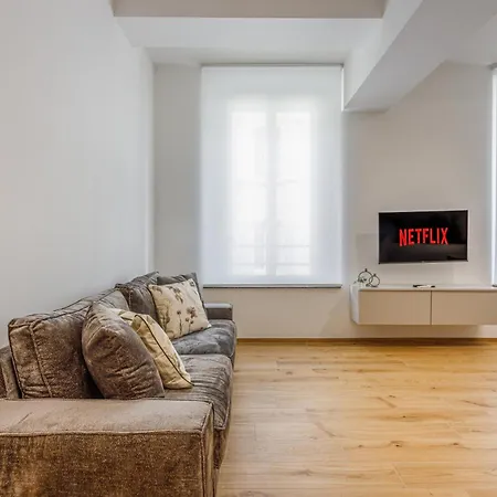 Mutina Domus - Comfort And Elegance In The Center Apartment