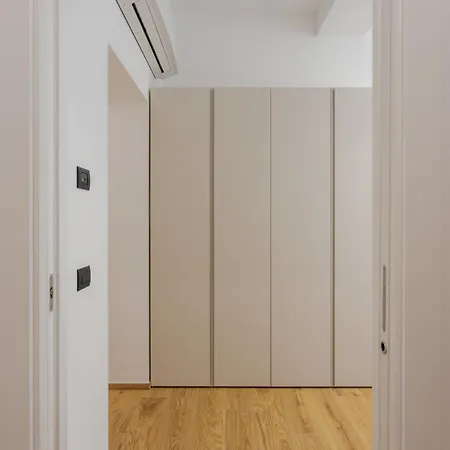 Mutina Domus - Comfort And Elegance In The Center Apartment *