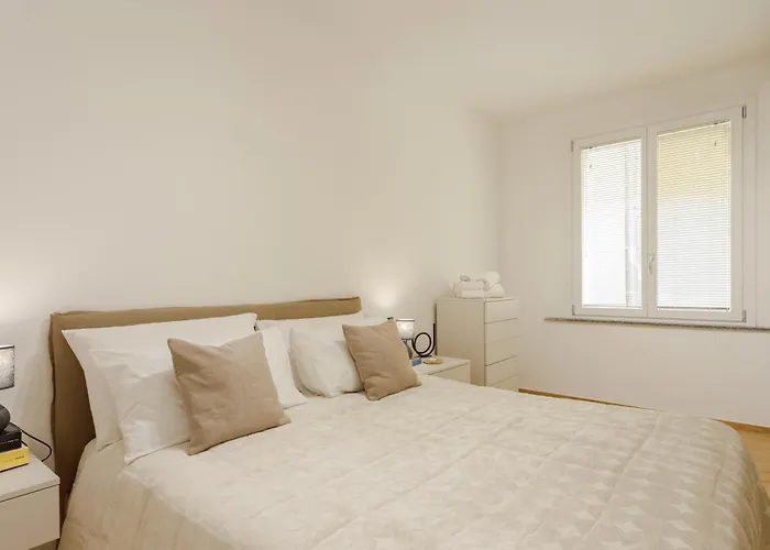 公寓 Mutina Domus - Comfort And Elegance In The Center 摩德纳