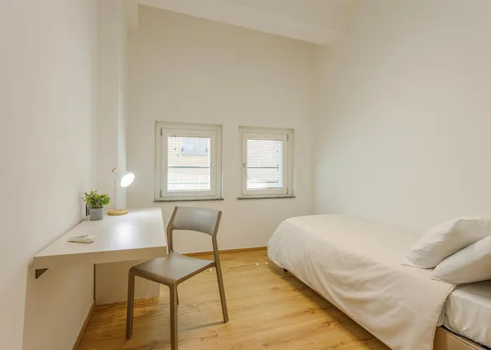 公寓 Mutina Domus - Comfort And Elegance In The Center 摩德纳